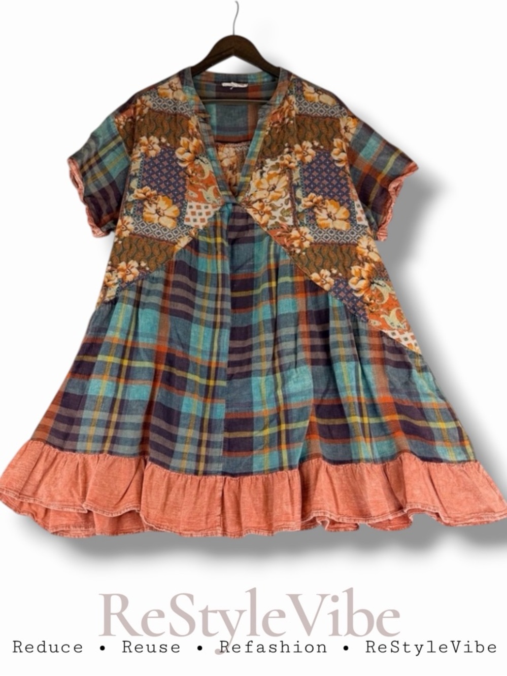 OLI & HALI Women’s Size M Dress Mini Oversized Boho Plaid Floral V Neckline